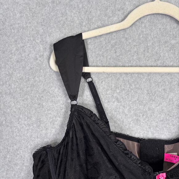 Torrid Betsey Johnson Bra 6 Black Lace Up Ruffle Pink Bow Underwire Soft Cups - Picture 3 of 11